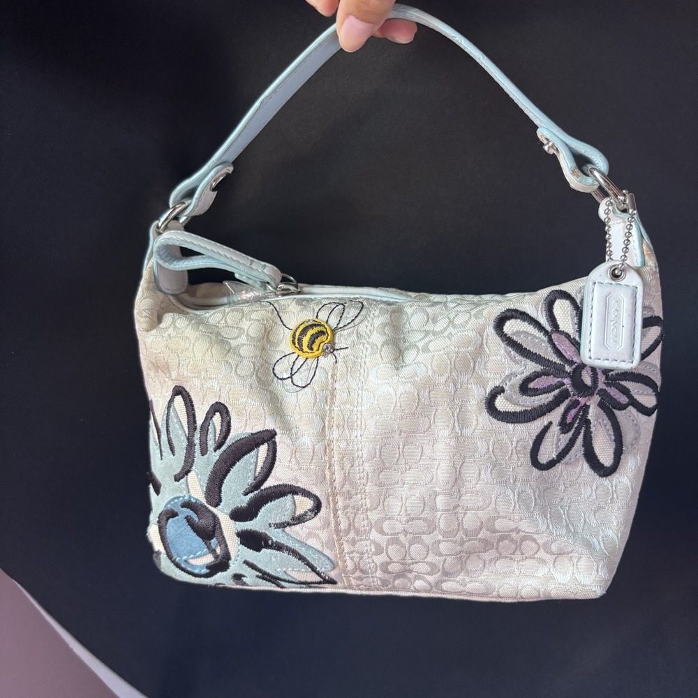vtg Coach Signature C Embroidered Floral Bee Small Shoulder Bag Cream F40543 Y2K